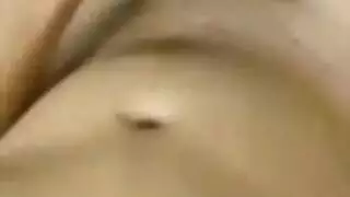 تجربة زوجتي المثلية الأولى: كل شيء عن الفم