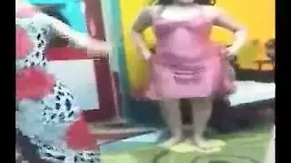 نسوان خبراء