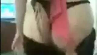 جنون مص زب عنيف