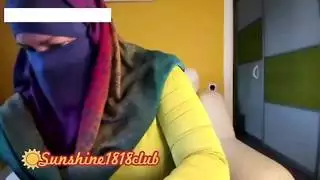 فتاة مسلمة شرق أوسطية محجبة تمارس الجنس الشرجي العنيف