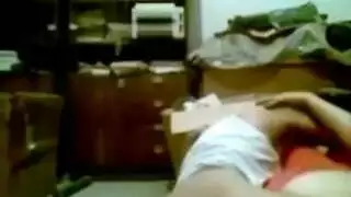 أم جارة مثيرة تبلع الحمض بعد نيك مصري شديد